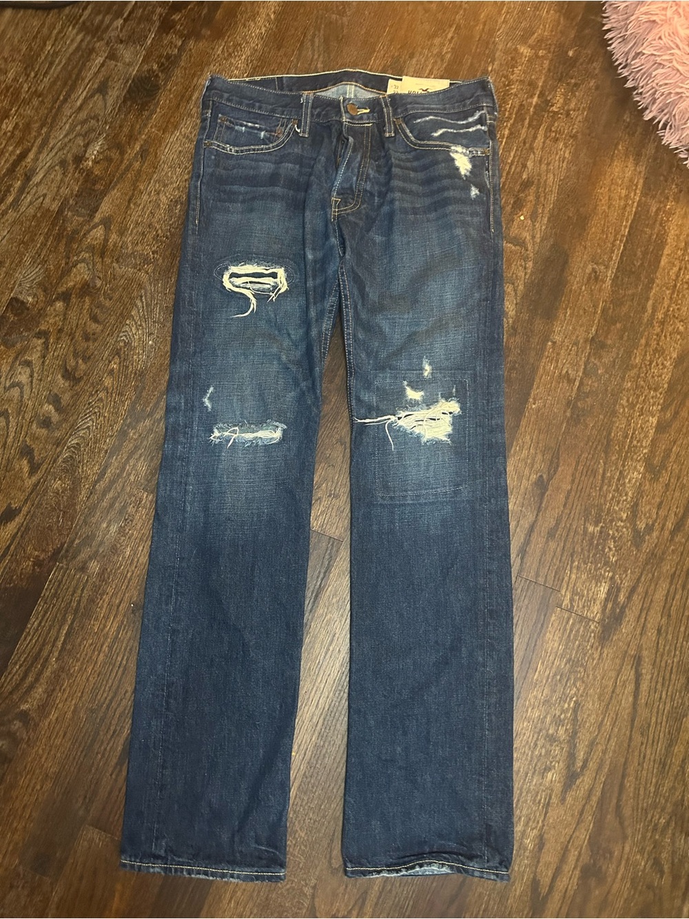 Hollister Men's Dark Blue Distressed Straight Jeans